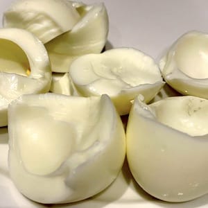 Bílek vaječný slepičí vařený bez přidaného tuku a soli - nutriční (výživové) hodnoty, kalorie