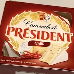 Náhled obrázku pro potravinu Camembert Président Chilli měkký zrající sýr s bílou plísní s chilli papričkami pro LACTALIS CZ 