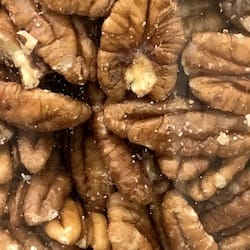 Pekanové ořechy pražené solené - nutriční (výživové) hodnoty, kalorie