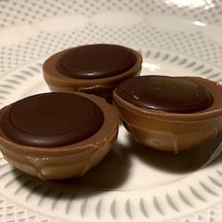 Náhled obrázku pro potravinu Toffifee jádra lískových ořechů v karamelu s krémem a čokoládou AUGUST STORCK KG 
